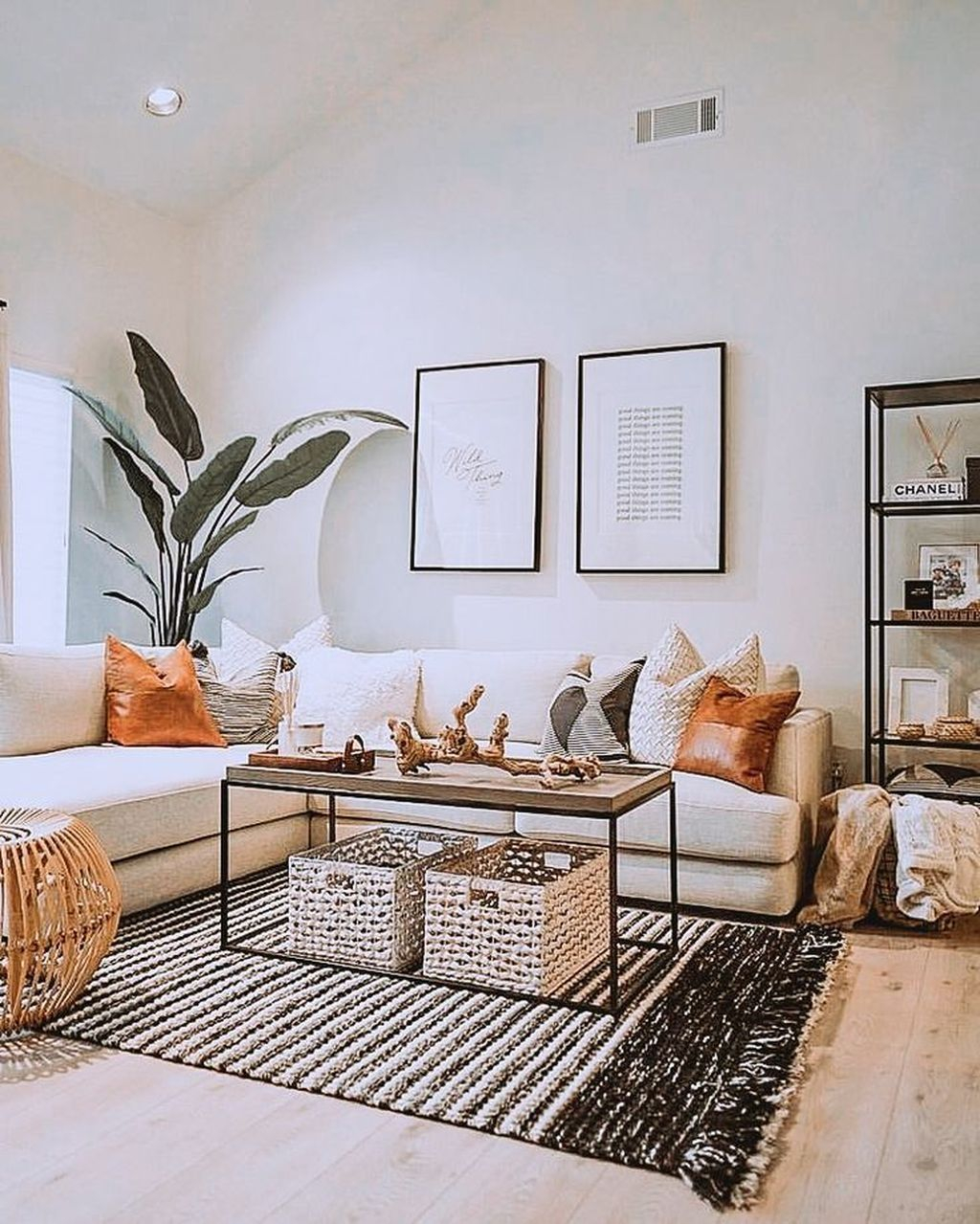20+ Minimalist Neutral Living Room Design Ideas | Modern Apartment ... intended for Modern Living Room Design Pinterest