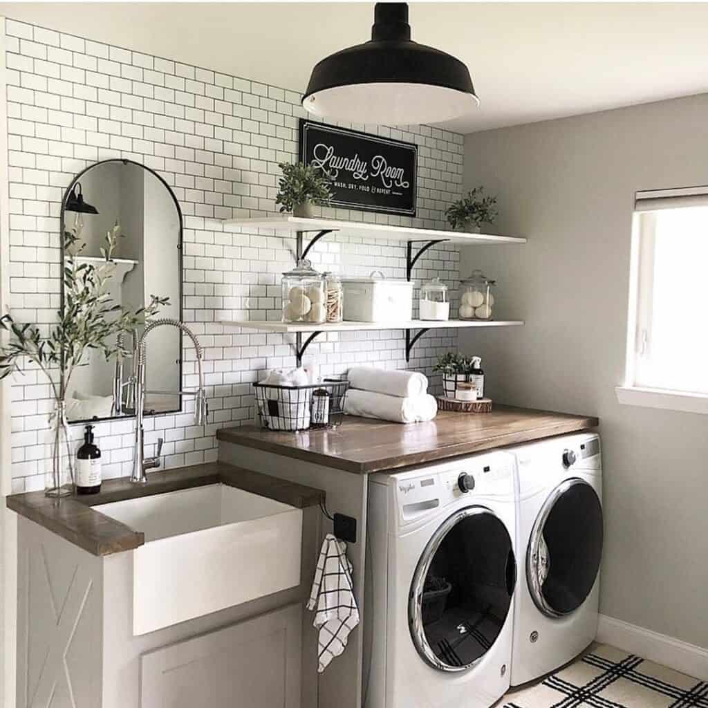 31 Laundry Room With Sink Ideas To Make Your Laundry Day Better in 10 Tips For Making Your Laundry Room Better