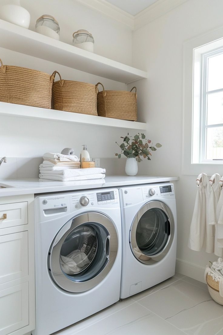 32 Best Laundry Room Layout Ideas For Every Home | Laundry Room Layouts ... with