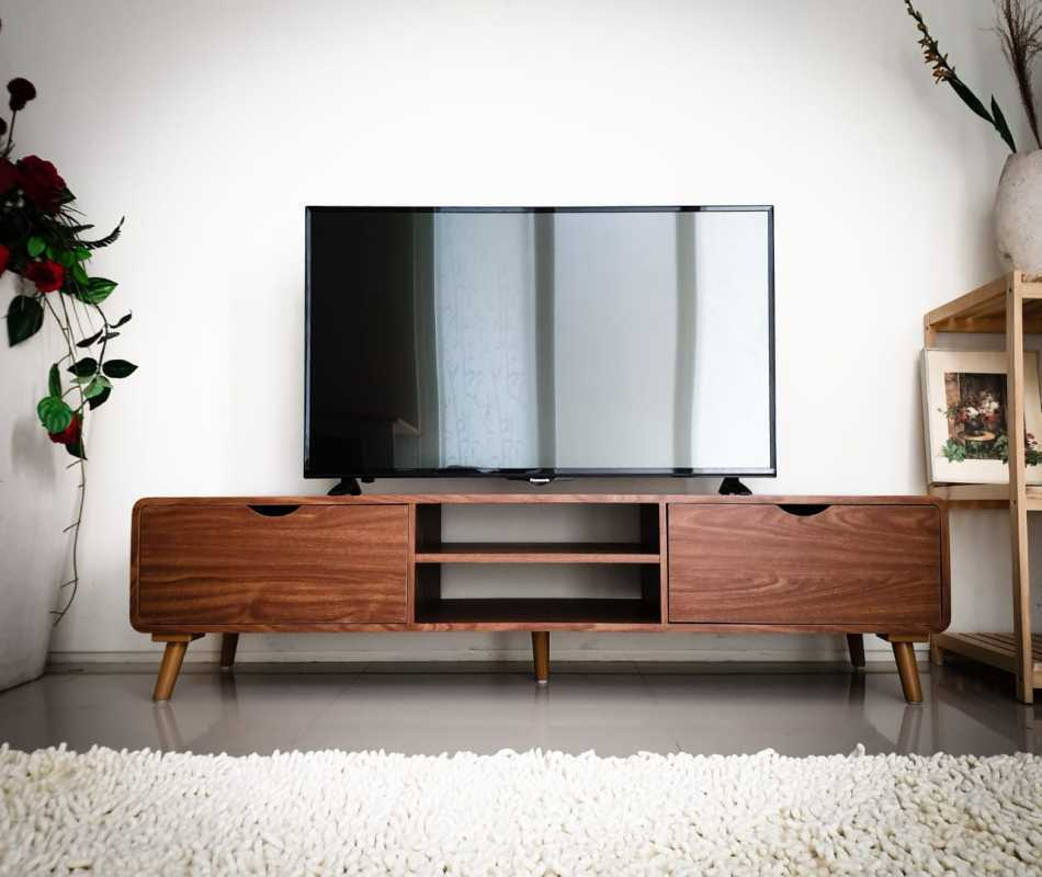 Jual Meja Tv Davinchi Tv Stand - Oak Di Seller Viano Official Store ... for From Forest to Family Room The Journey of a Light Oak Native TV Stand