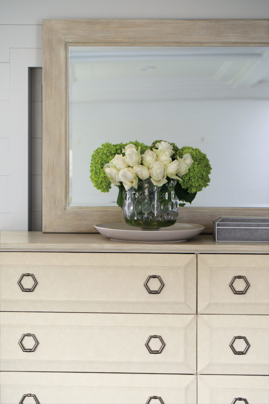 Designing with the Bernhardt Santa Barbara Dresser A Versatile Guide
