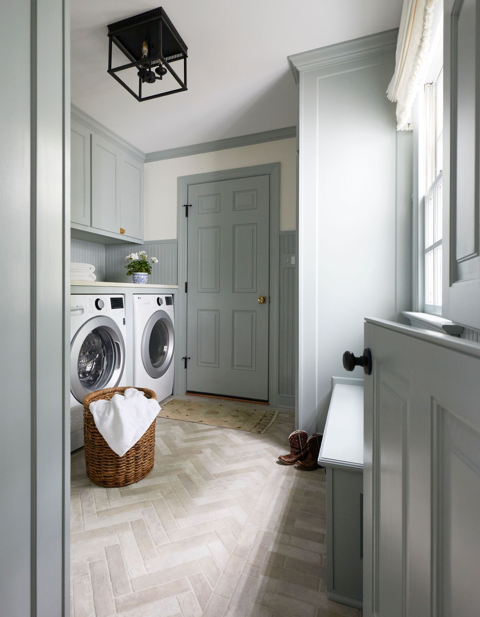 41 Laundry Room Ideas That Are Anything But Boring | Architectural Digest with regard to Reader Laundry Room: A Better Way In For $4,100 In Wisconsin