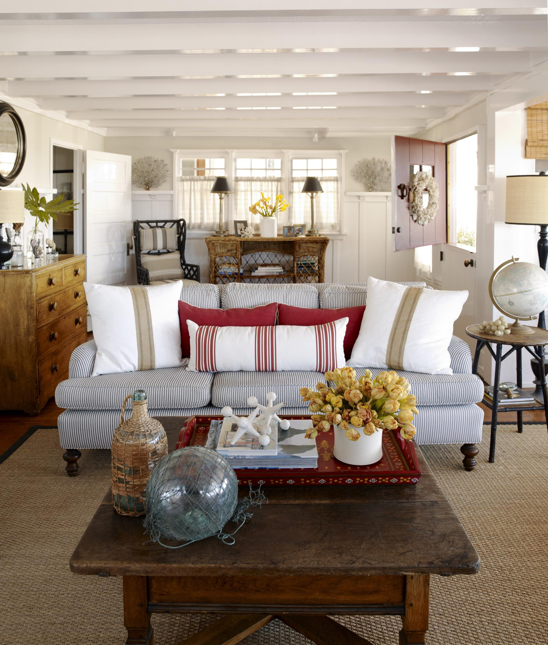 Cottage Decorating Ideas | Decorating Ideas for The Art of the Antique Sofa How to Choose and Care for Your Heirloom Piece