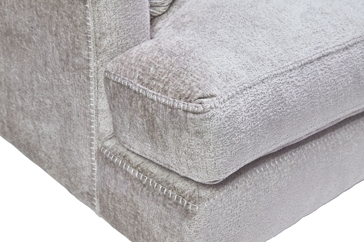 Mily Sofa By Bernhardt At Gardner-White inside Bernhardt Mily Sofa