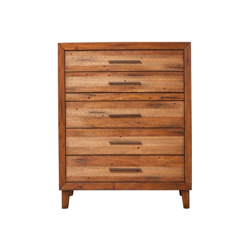 The Artisan Craftsmanship Behind Handcrafted Wooden Chests