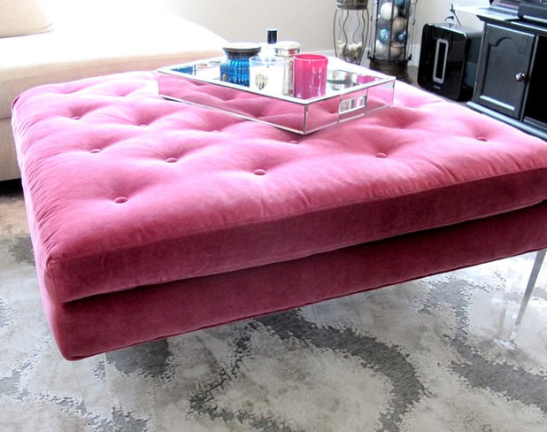 Sofa Secrets: Find Out How Velvet Could Work For You in Sofa Secrets: Find Out How Velvet Could Work For You