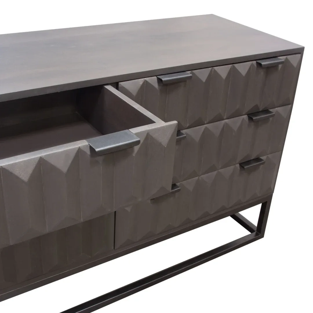 The art of selecting quality dressers for everyday living