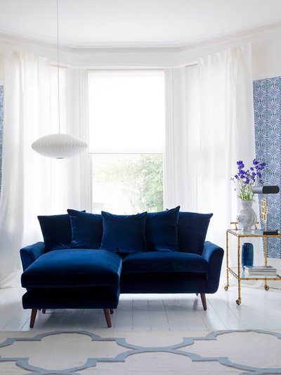 Mastering the Art of the Large Sofa in Compact Homes