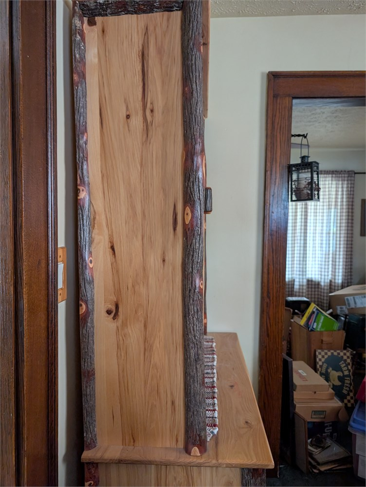Great Finds Online Auctions - Amish Hickory 2 Door Hutch in Hickory Log 2-Door Hutch