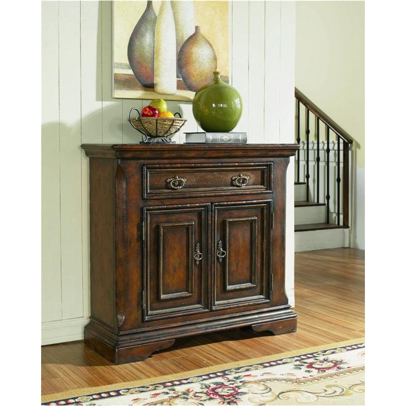 500-50-644 Hooker Furniture One-Drawer/Two-Door Gesso Hall Chest intended for The craftsmanship behind Hooker Furniture 500-50-904 and its enduring design