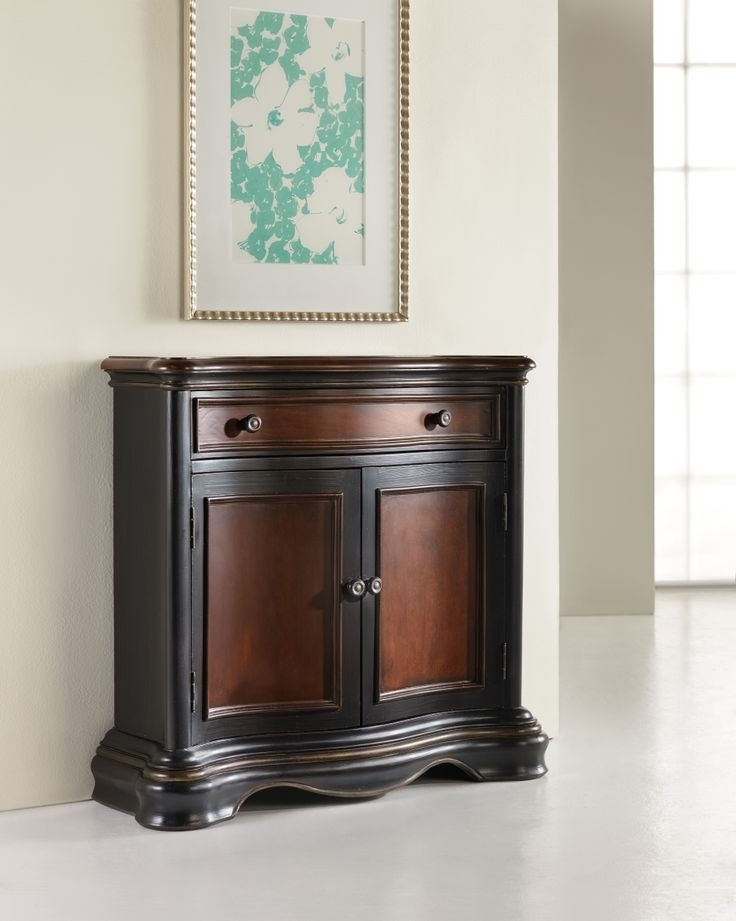 The craftsmanship behind Hooker Furniture 500-50-904 and its enduring design